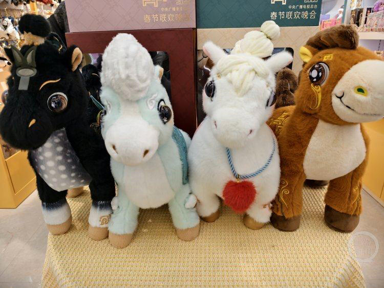 新春走基层丨浙江义乌马文创出海，让世界感受中国年